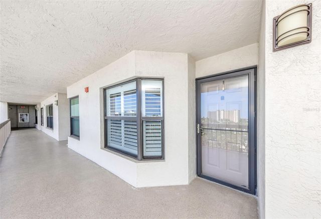 1324 PASADENA AVENUE S 607, South Pasadena, FL 33707