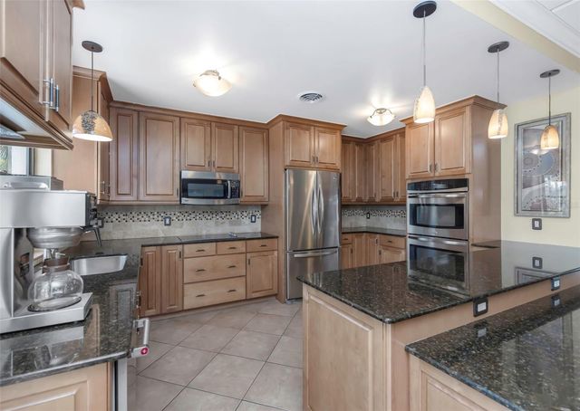 1324 PASADENA AVENUE S 607, South Pasadena, FL 33707