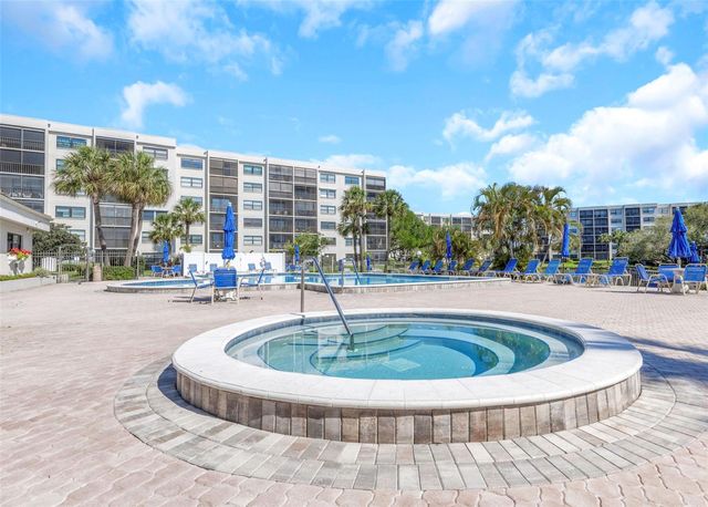 1324 PASADENA AVENUE S 607, South Pasadena, FL 33707