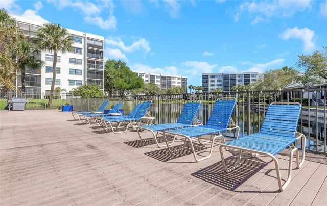 1324 PASADENA AVENUE S 607, South Pasadena, FL 33707