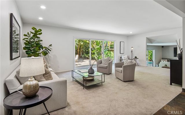 905 N Hillside, Long Beach, CA 90815