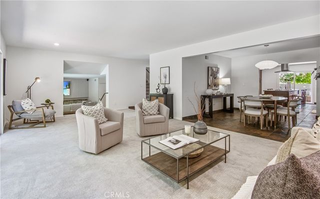 905 N Hillside, Long Beach, CA 90815