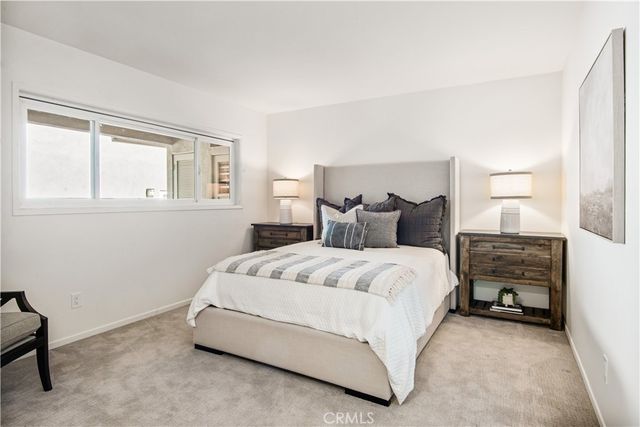 905 N Hillside, Long Beach, CA 90815