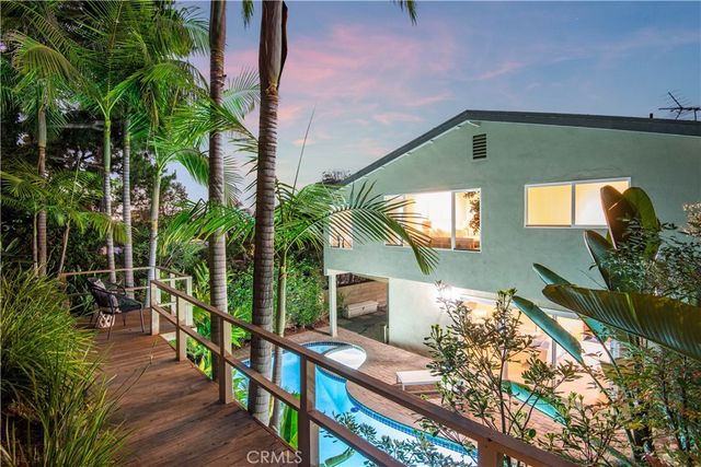 905 N Hillside, Long Beach, CA 90815