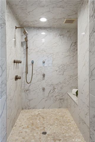 905 N Hillside, Long Beach, CA 90815