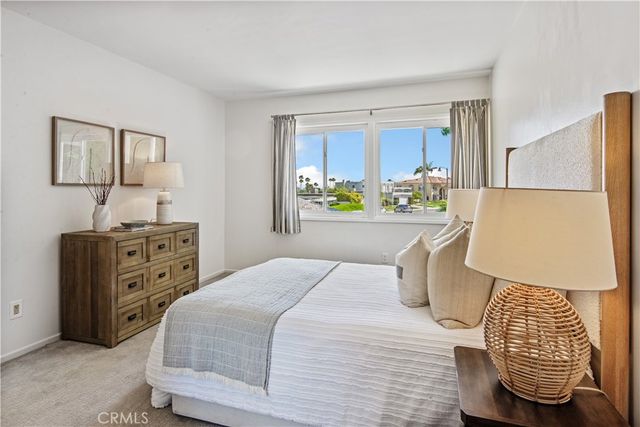 905 N Hillside, Long Beach, CA 90815