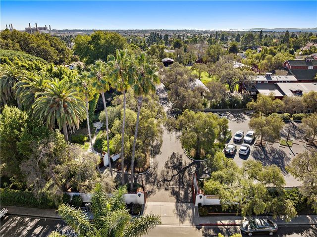 905 N Hillside, Long Beach, CA 90815