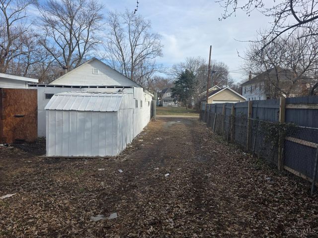 615 Cleveland Street, Middletown, OH 45044