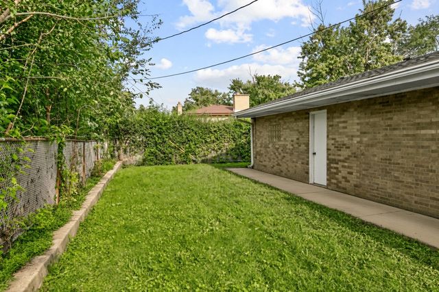 1554 Idlewild Lane, Homewood, IL 60430