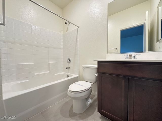 8611 Vermont Vista Street, Las Vegas, NV 89113