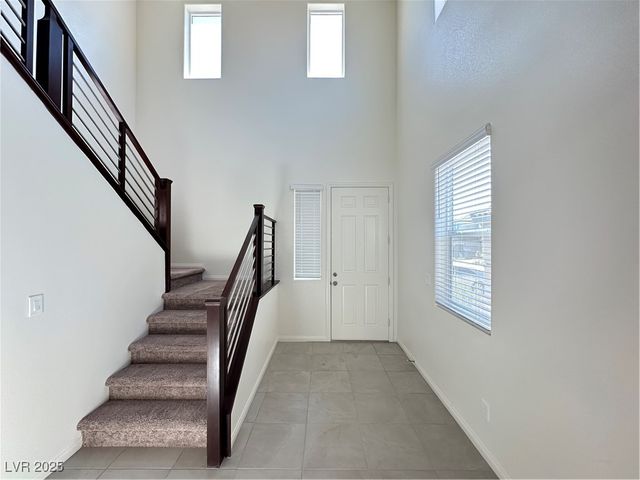 8611 Vermont Vista Street, Las Vegas, NV 89113
