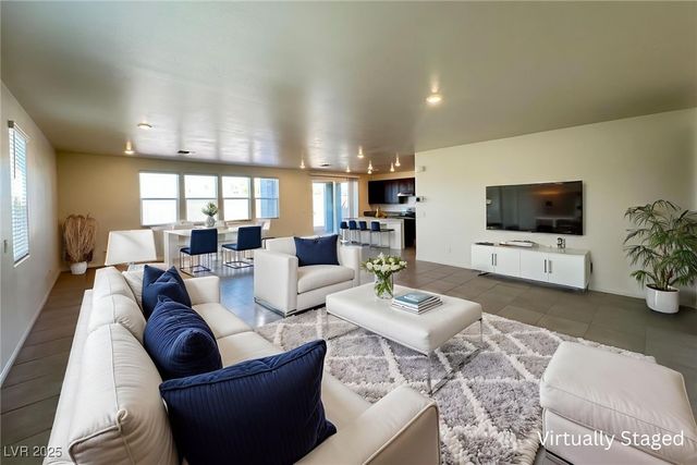 8611 Vermont Vista Street, Las Vegas, NV 89113