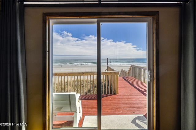 1826 S Shore Drive, Holly Ridge, NC 28445