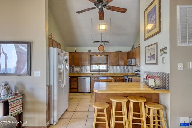 1826 S Shore Drive, Holly Ridge, NC 28445