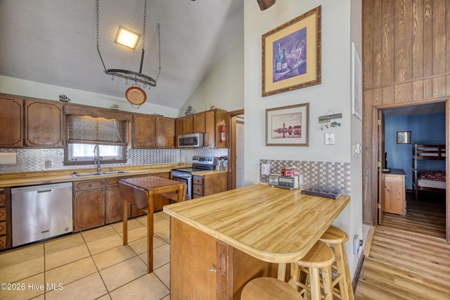 1826 S Shore Drive, Holly Ridge, NC 28445