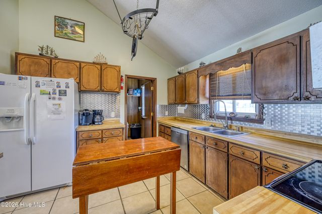 1826 S Shore Drive, Holly Ridge, NC 28445