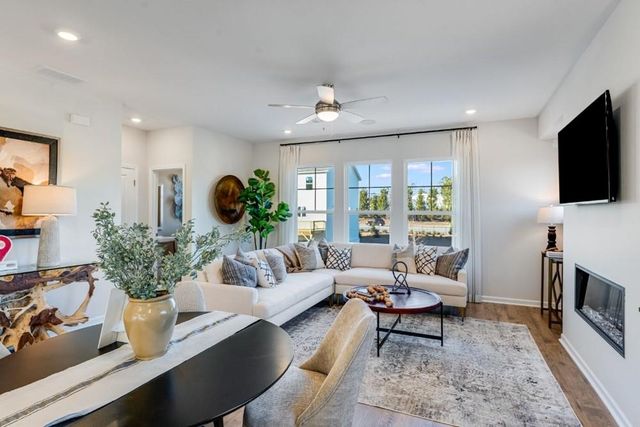 5720 Schelton SE Place, Mableton, GA 30126