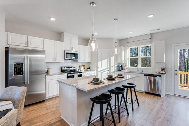 5720 Schelton SE Place, Mableton, GA 30126