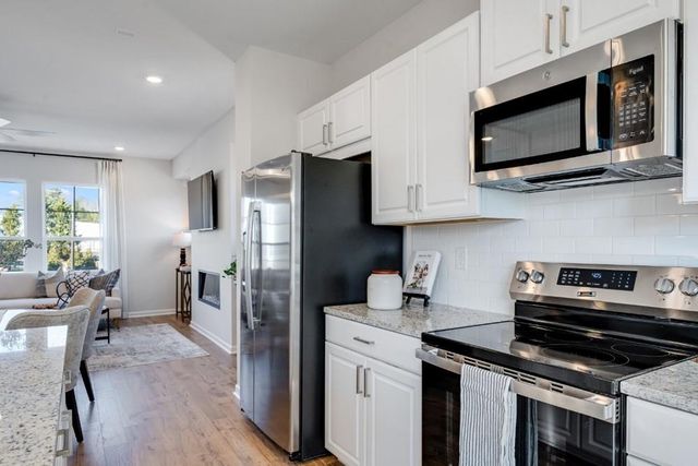 5720 Schelton SE Place, Mableton, GA 30126