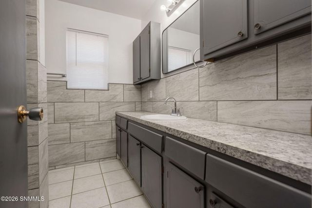 2220 Carlyle Place, Las Cruces, NM 88005