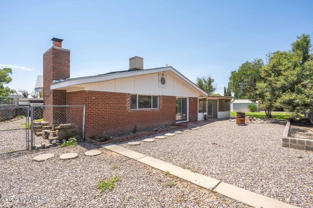 2220 Carlyle Place, Las Cruces, NM 88005