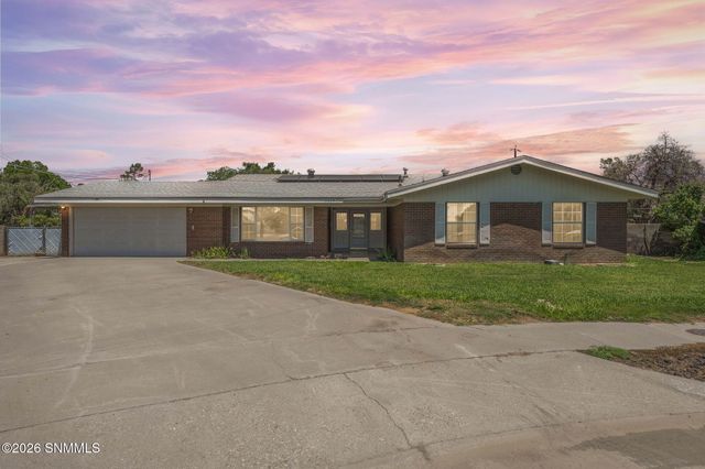 2220 Carlyle Place, Las Cruces, NM 88005