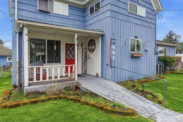 441 4th Avenue SW, Castle Rock, WA 98611