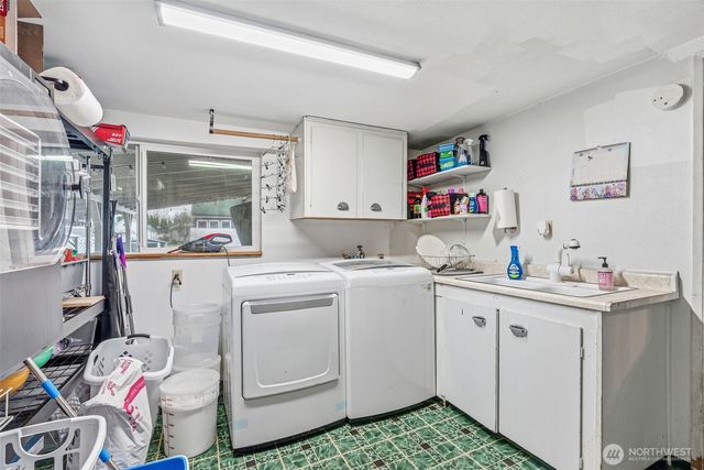 441 4th Avenue SW, Castle Rock, WA 98611