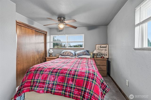 441 4th Avenue SW, Castle Rock, WA 98611