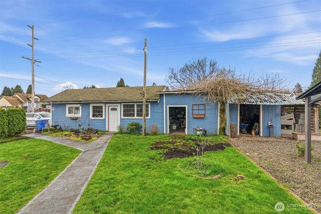 441 4th Avenue SW, Castle Rock, WA 98611