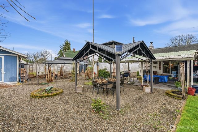 441 4th Avenue SW, Castle Rock, WA 98611