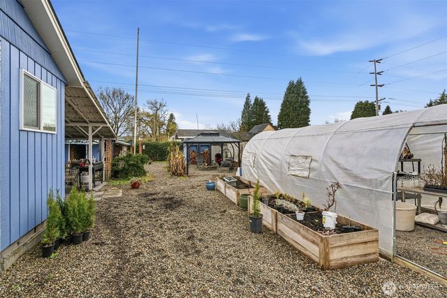 441 4th Avenue SW, Castle Rock, WA 98611