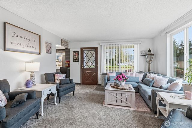 441 4th Avenue SW, Castle Rock, WA 98611