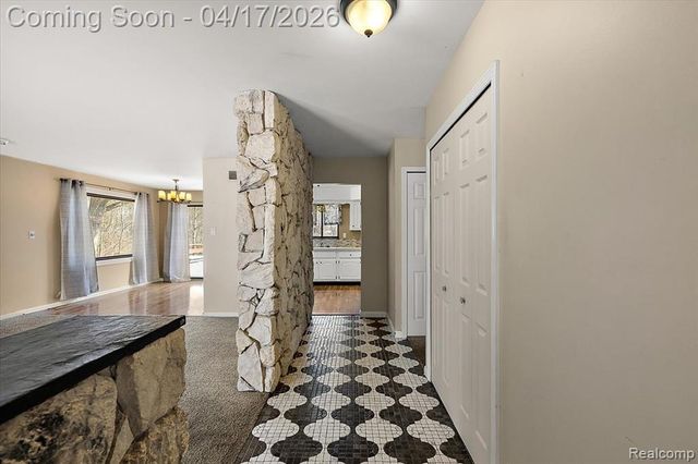 22706 Elmgrove Street, Farmington Hills, MI 48336