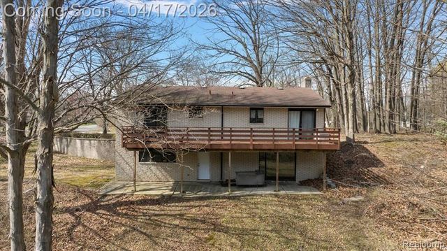 22706 Elmgrove Street, Farmington Hills, MI 48336