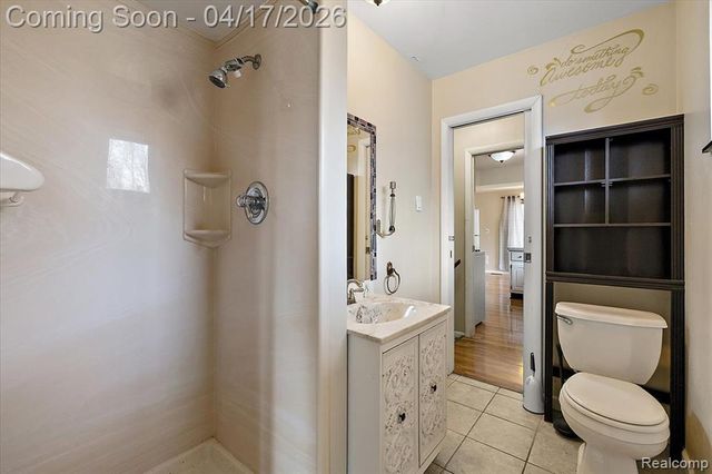 22706 Elmgrove Street, Farmington Hills, MI 48336