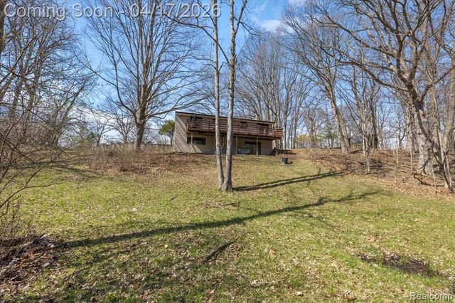 22706 Elmgrove Street, Farmington Hills, MI 48336