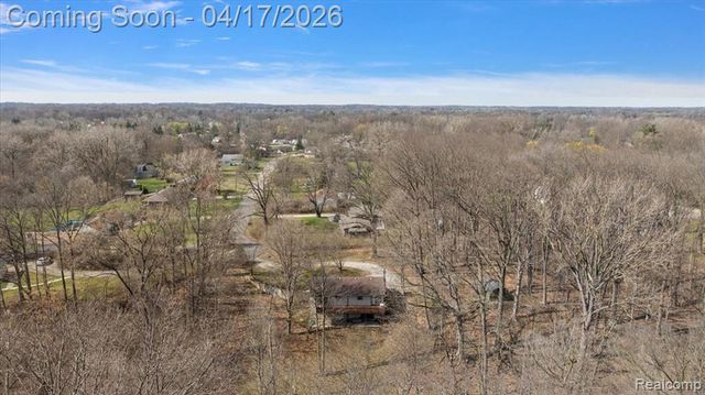 22706 Elmgrove Street, Farmington Hills, MI 48336