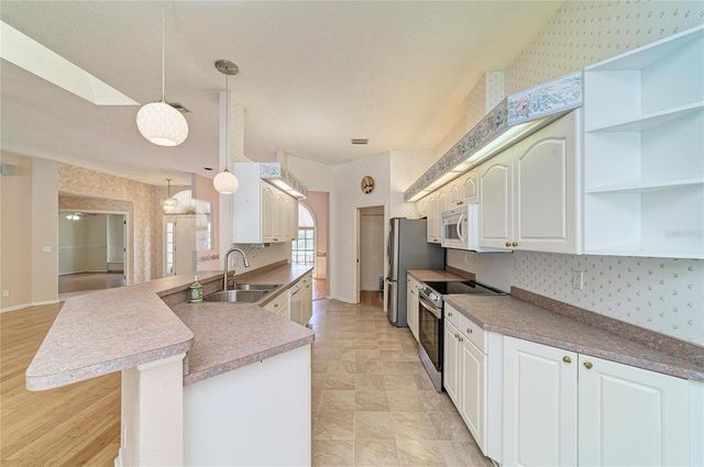 6822 67TH STREET CIRCLE E, Palmetto, FL 34221