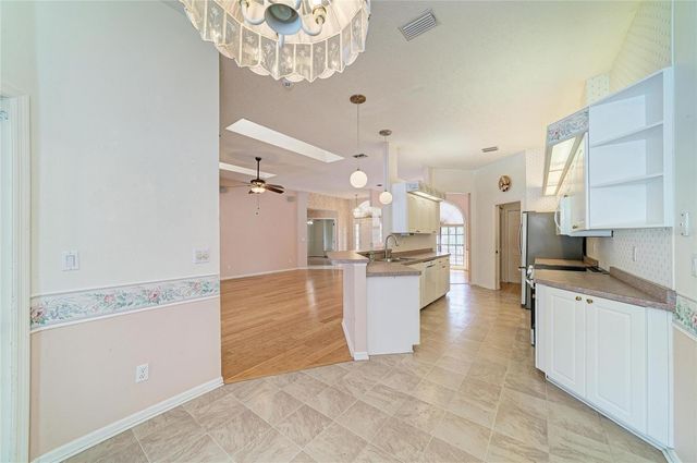 6822 67TH STREET CIRCLE E, Palmetto, FL 34221