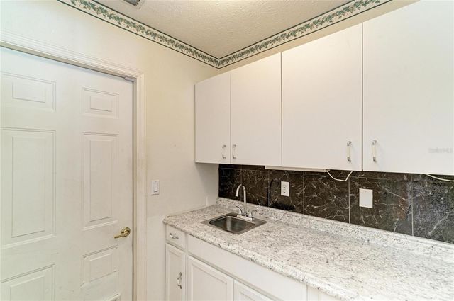 6822 67TH STREET CIRCLE E, Palmetto, FL 34221