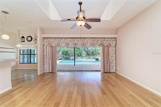 6822 67TH STREET CIRCLE E, Palmetto, FL 34221