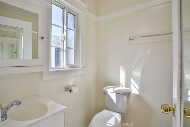 2867 Edgehill Drive, Los Angeles, CA 90018