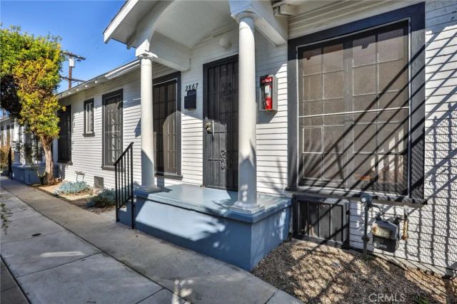 2867 Edgehill Drive, Los Angeles, CA 90018