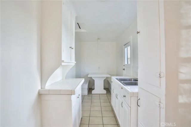 2867 Edgehill Drive, Los Angeles, CA 90018