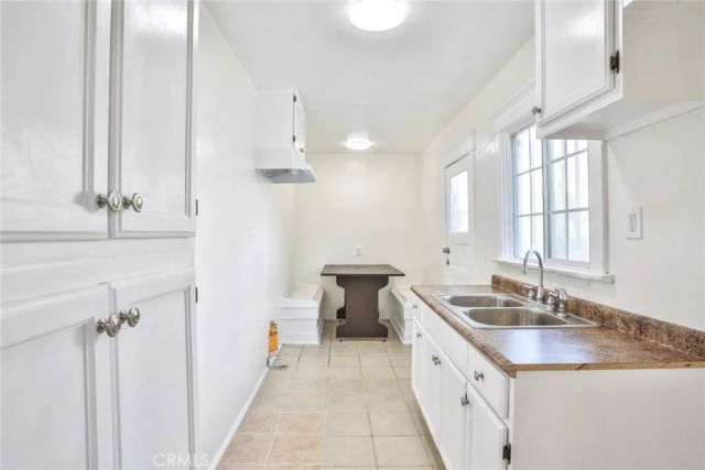 2867 Edgehill Drive, Los Angeles, CA 90018