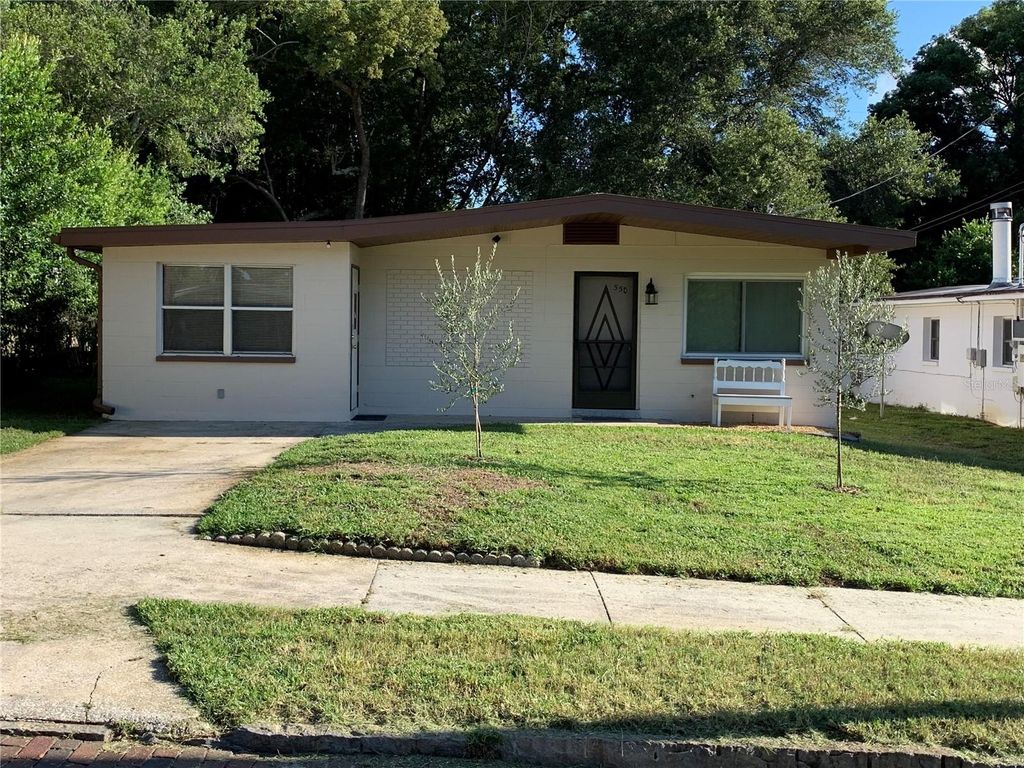 550 PENT STREET, Tarpon Springs, FL 34689