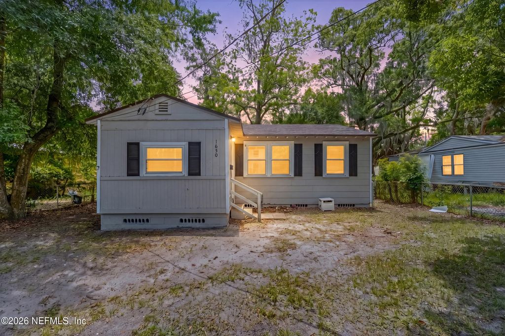 1650 W 34TH Street, Jacksonville, FL 32209