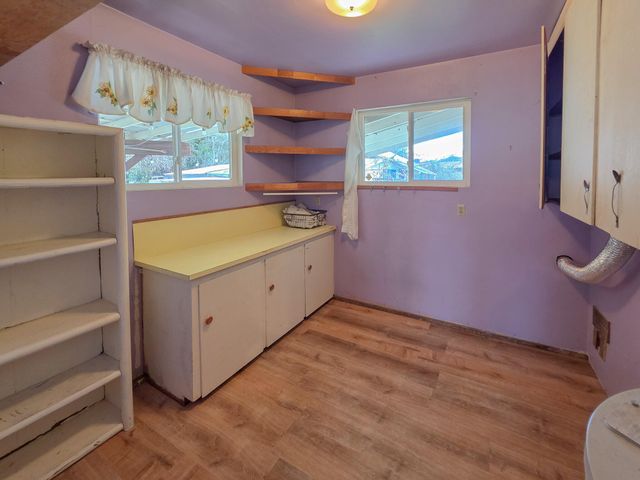 512 Pine Street, Rogue River, OR 97537