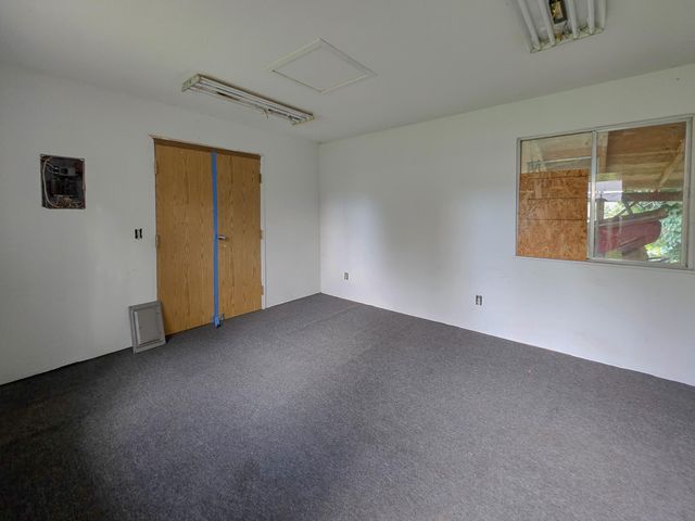 512 Pine Street, Rogue River, OR 97537